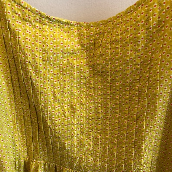 Tl xxl summer dress. Spaghetti straps, lined , zipper on side- elastic back used - Picture 2 of 9